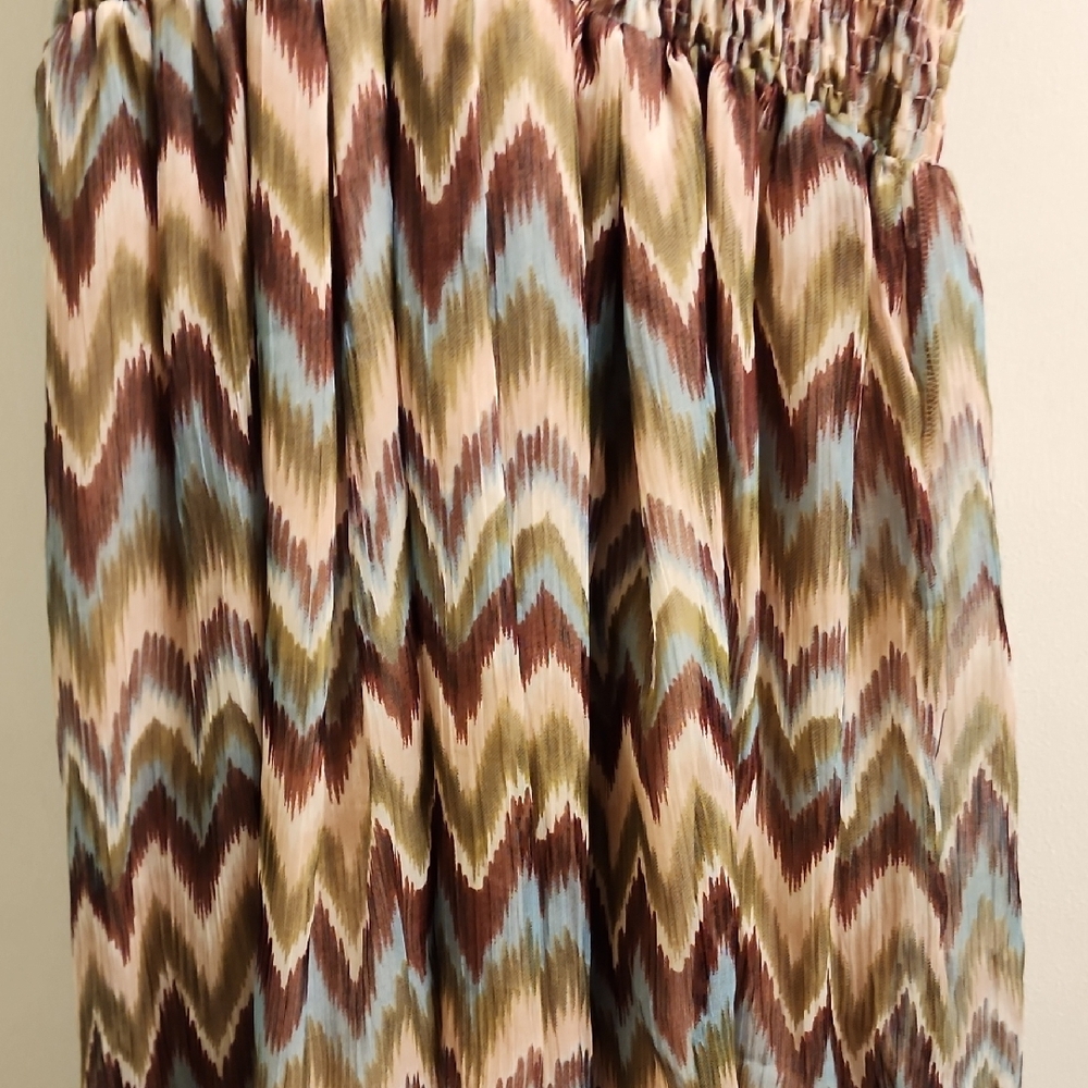 Chevron Patterned Multicolor Dress - Picture 4 of 9